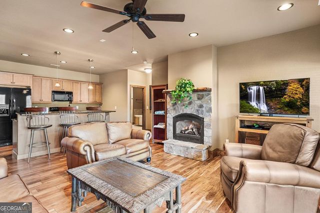 577 Beech Cove Drive, Hiawassee, GA 30546