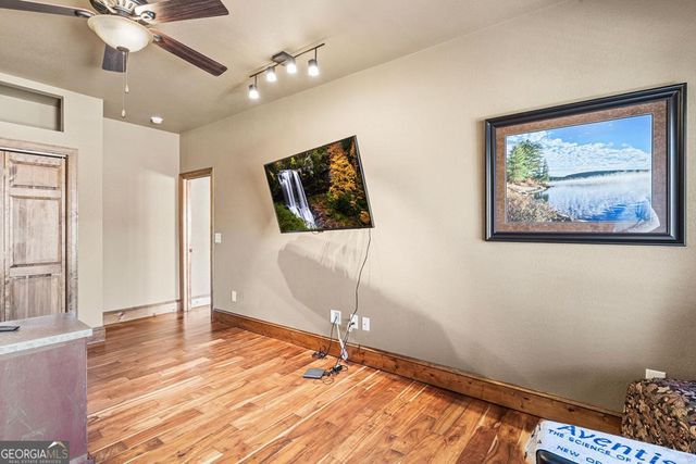 577 Beech Cove Drive, Hiawassee, GA 30546