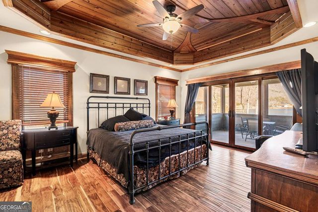 577 Beech Cove Drive, Hiawassee, GA 30546