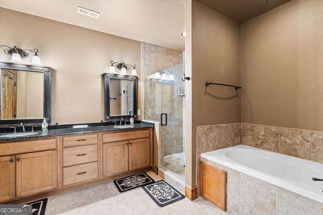 577 Beech Cove Drive, Hiawassee, GA 30546