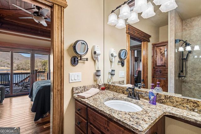 577 Beech Cove Drive, Hiawassee, GA 30546