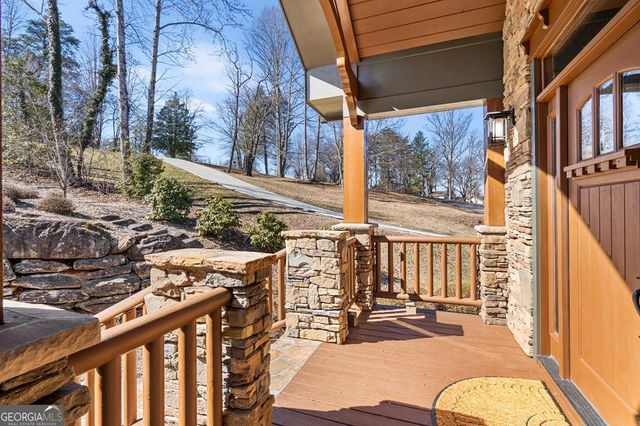 577 Beech Cove Drive, Hiawassee, GA 30546