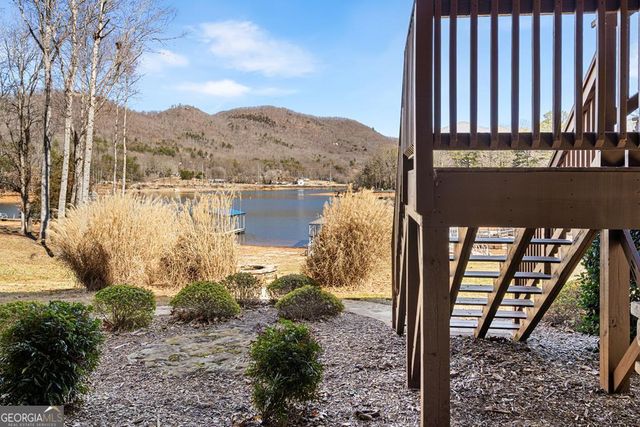 577 Beech Cove Drive, Hiawassee, GA 30546
