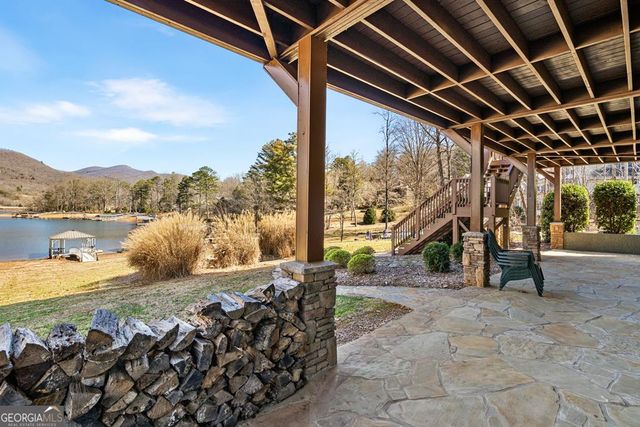 577 Beech Cove Drive, Hiawassee, GA 30546