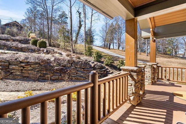 577 Beech Cove Drive, Hiawassee, GA 30546