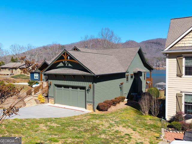 577 Beech Cove Drive, Hiawassee, GA 30546