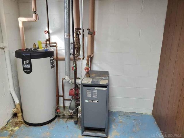 816 Virginia Avenue, Marysville, MI 48040