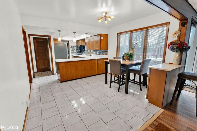 38831 Townhall Street, Harrison Twp, MI 48045