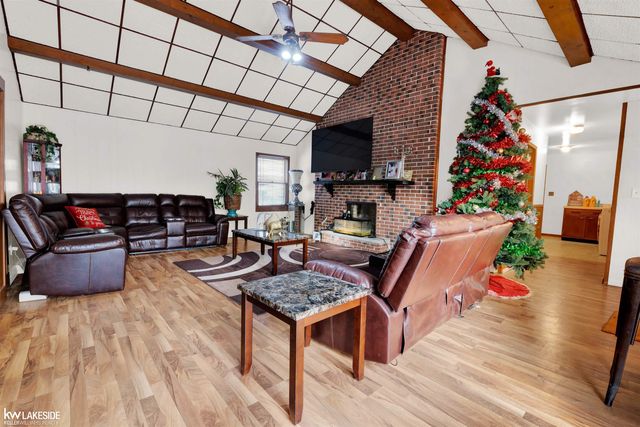 38831 Townhall Street, Harrison Twp, MI 48045