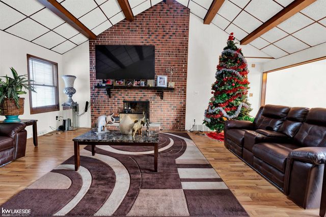 38831 Townhall Street, Harrison Twp, MI 48045