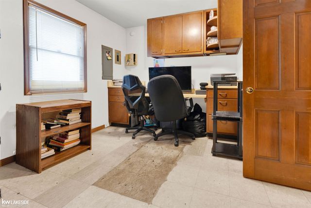 38831 Townhall Street, Harrison Twp, MI 48045