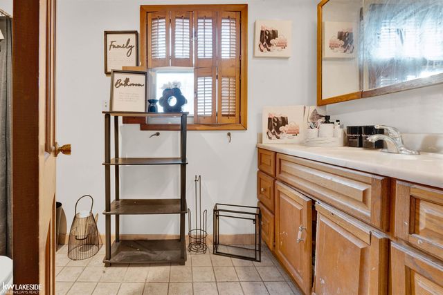 38831 Townhall Street, Harrison Twp, MI 48045