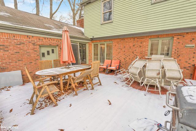 38831 Townhall Street, Harrison Twp, MI 48045