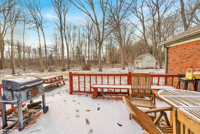 38831 Townhall Street, Harrison Twp, MI 48045