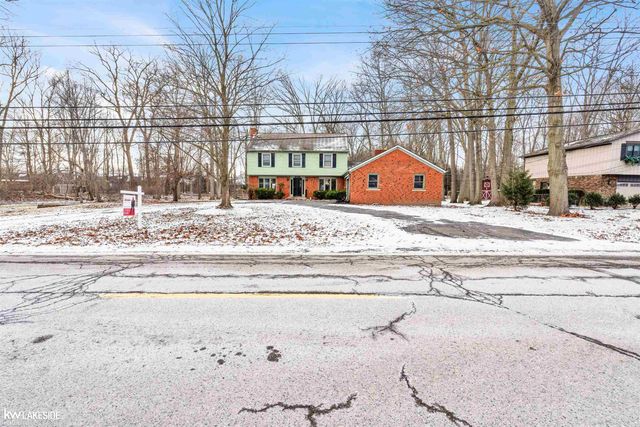 38831 Townhall Street, Harrison Twp, MI 48045