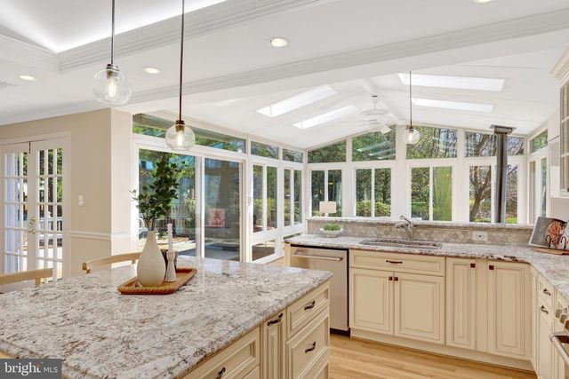 9127 SOUTHWICK ST, Fairfax, VA 22031