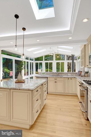 9127 SOUTHWICK ST, Fairfax, VA 22031