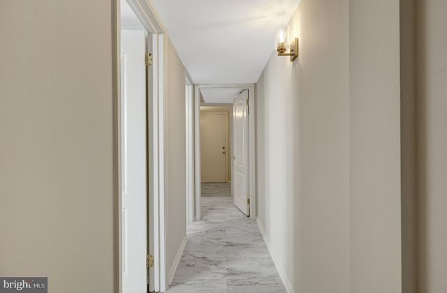 9127 SOUTHWICK ST, Fairfax, VA 22031