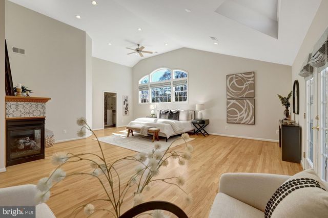 9127 SOUTHWICK ST, Fairfax, VA 22031