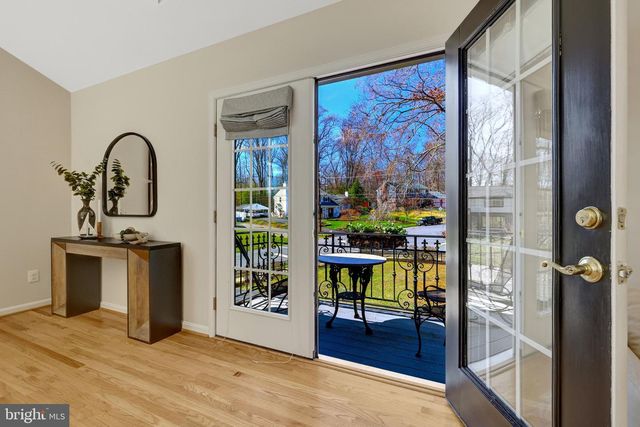 9127 SOUTHWICK ST, Fairfax, VA 22031