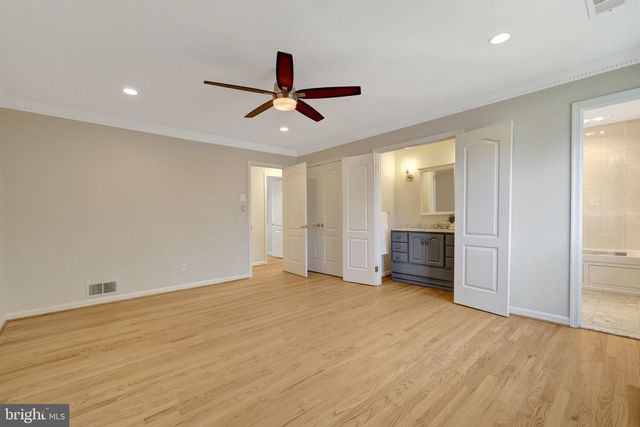 9127 SOUTHWICK ST, Fairfax, VA 22031