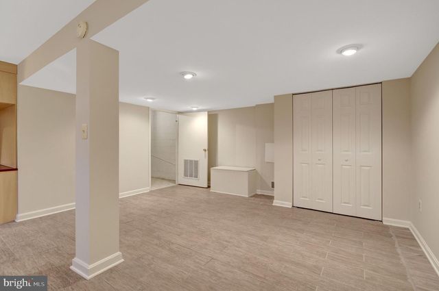 9127 SOUTHWICK ST, Fairfax, VA 22031