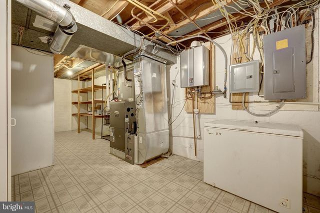 9127 SOUTHWICK ST, Fairfax, VA 22031