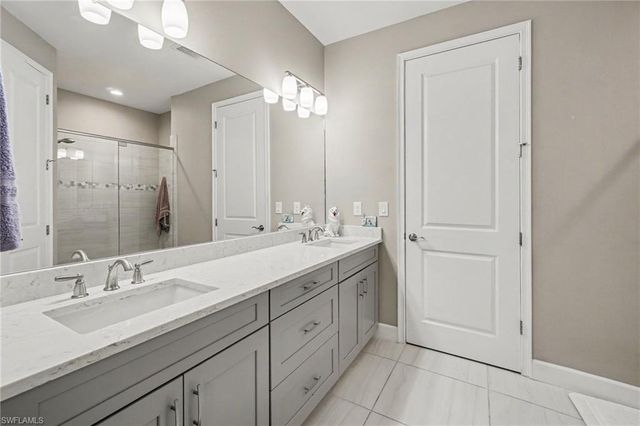 8004 Calle Canovas CT, Naples, FL 34114