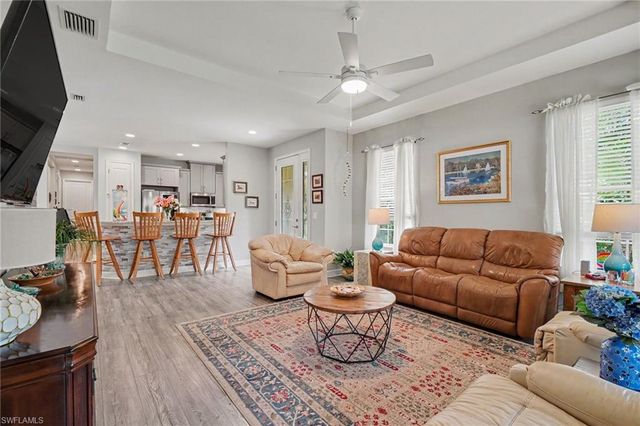 8004 Calle Canovas CT, Naples, FL 34114