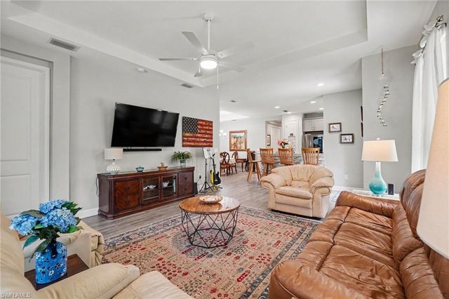 8004 Calle Canovas CT, Naples, FL 34114
