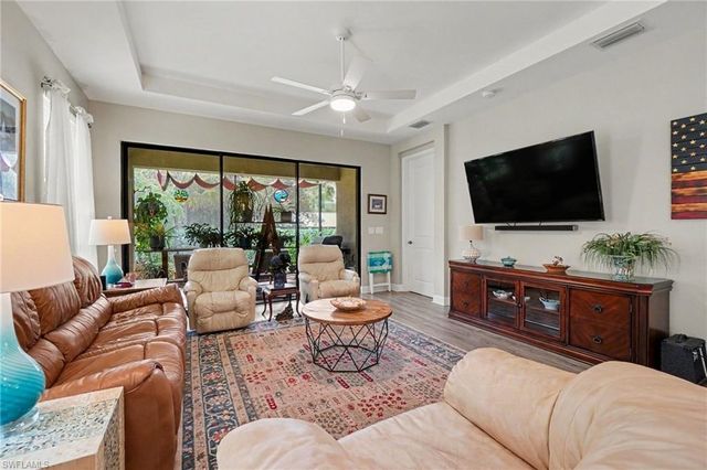 8004 Calle Canovas CT, Naples, FL 34114