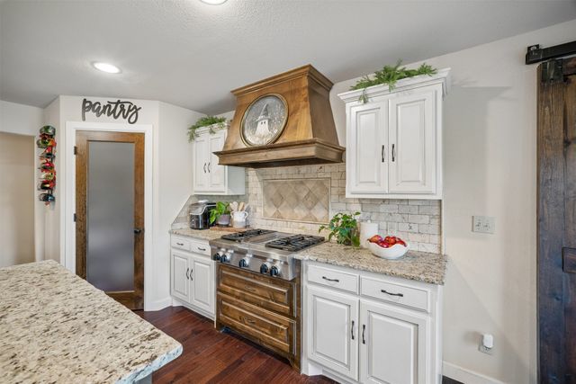 16372 Neel Drive, Claremore, OK 74017