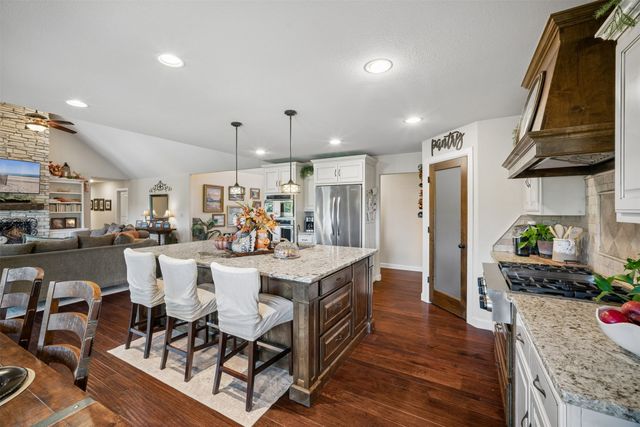 16372 Neel Drive, Claremore, OK 74017