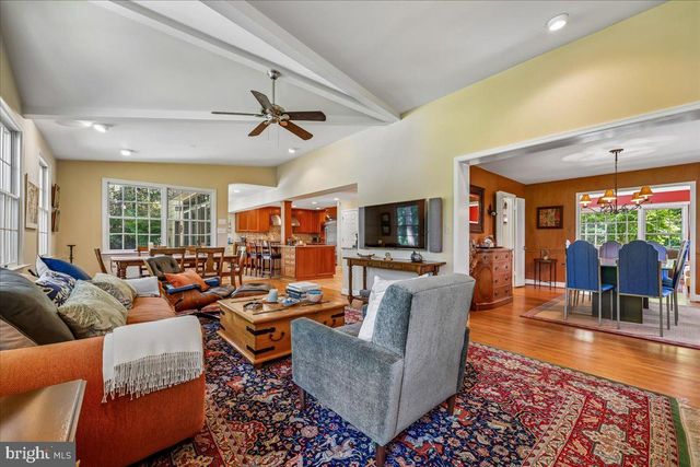6 OLD STAGE CT, Rockville, MD 20852