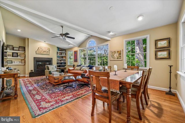 6 OLD STAGE CT, Rockville, MD 20852