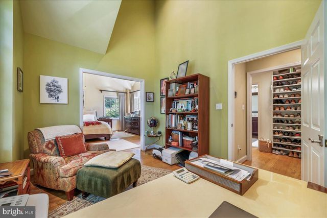 6 OLD STAGE CT, Rockville, MD 20852