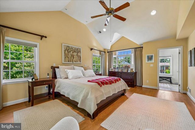 6 OLD STAGE CT, Rockville, MD 20852
