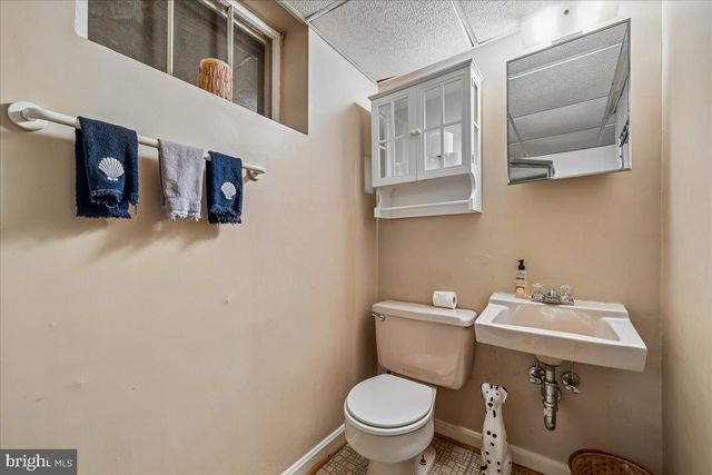 6 OLD STAGE CT, Rockville, MD 20852