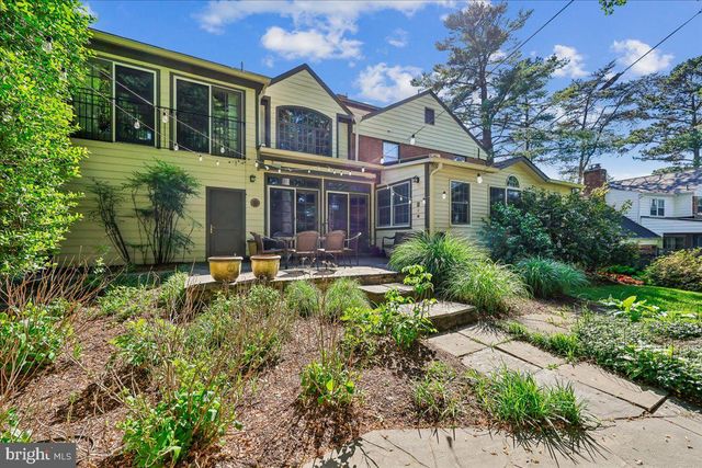 6 OLD STAGE CT, Rockville, MD 20852