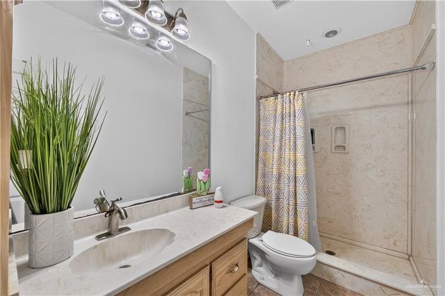 126 Amy Drive, San Juan, TX 78589