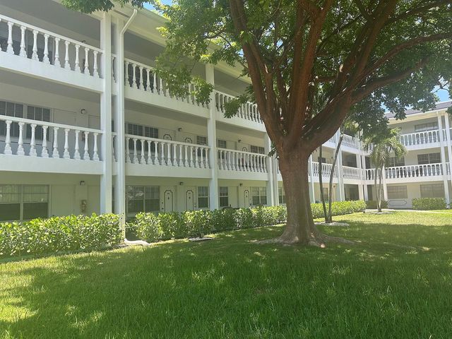 5208 NE 24th Terrace F106, Fort Lauderdale, FL 33308