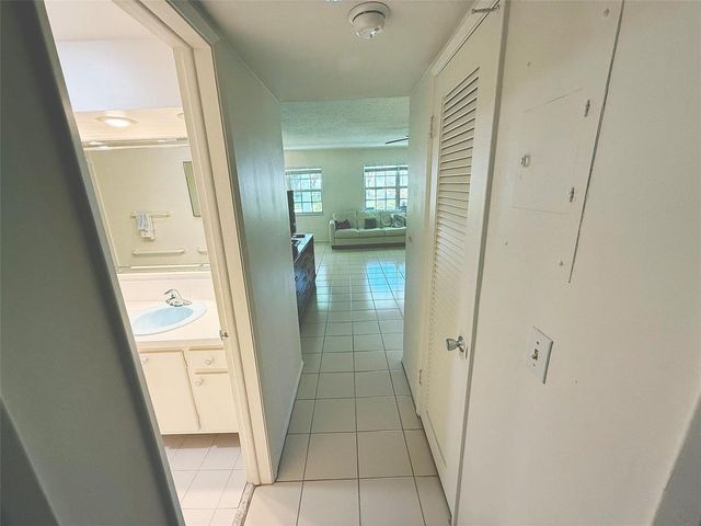 5208 NE 24th Terrace F106, Fort Lauderdale, FL 33308