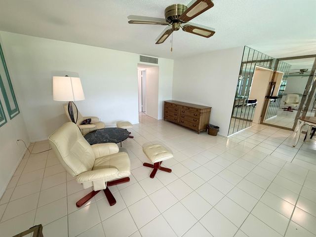5208 NE 24th Terrace F106, Fort Lauderdale, FL 33308