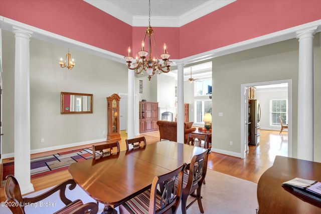 12523 Valley Pine Dr, Louisville, KY 40299