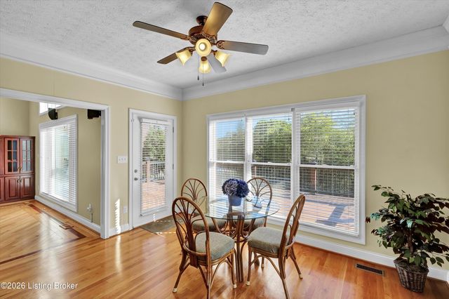 12523 Valley Pine Dr, Louisville, KY 40299