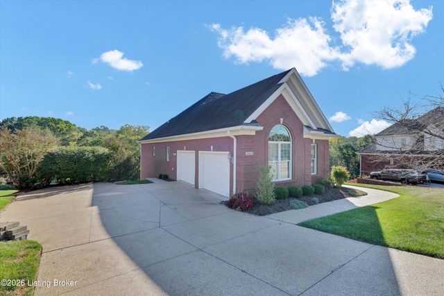 12523 Valley Pine Dr, Louisville, KY 40299