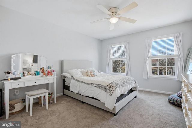 17 CARRIAGE CIR, Royersford, PA 19468