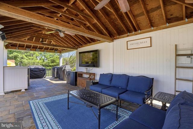 17 CARRIAGE CIR, Royersford, PA 19468