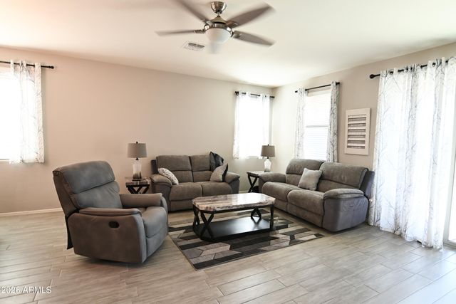 18397 W Ida Lane, Surprise, AZ 85387