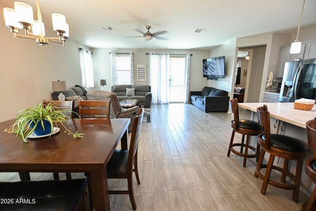 18397 W Ida Lane, Surprise, AZ 85387